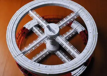 V roku 2001 Vesmírna Odysea Vesmírnej Stanice: 3D Papier Model urob si sám
